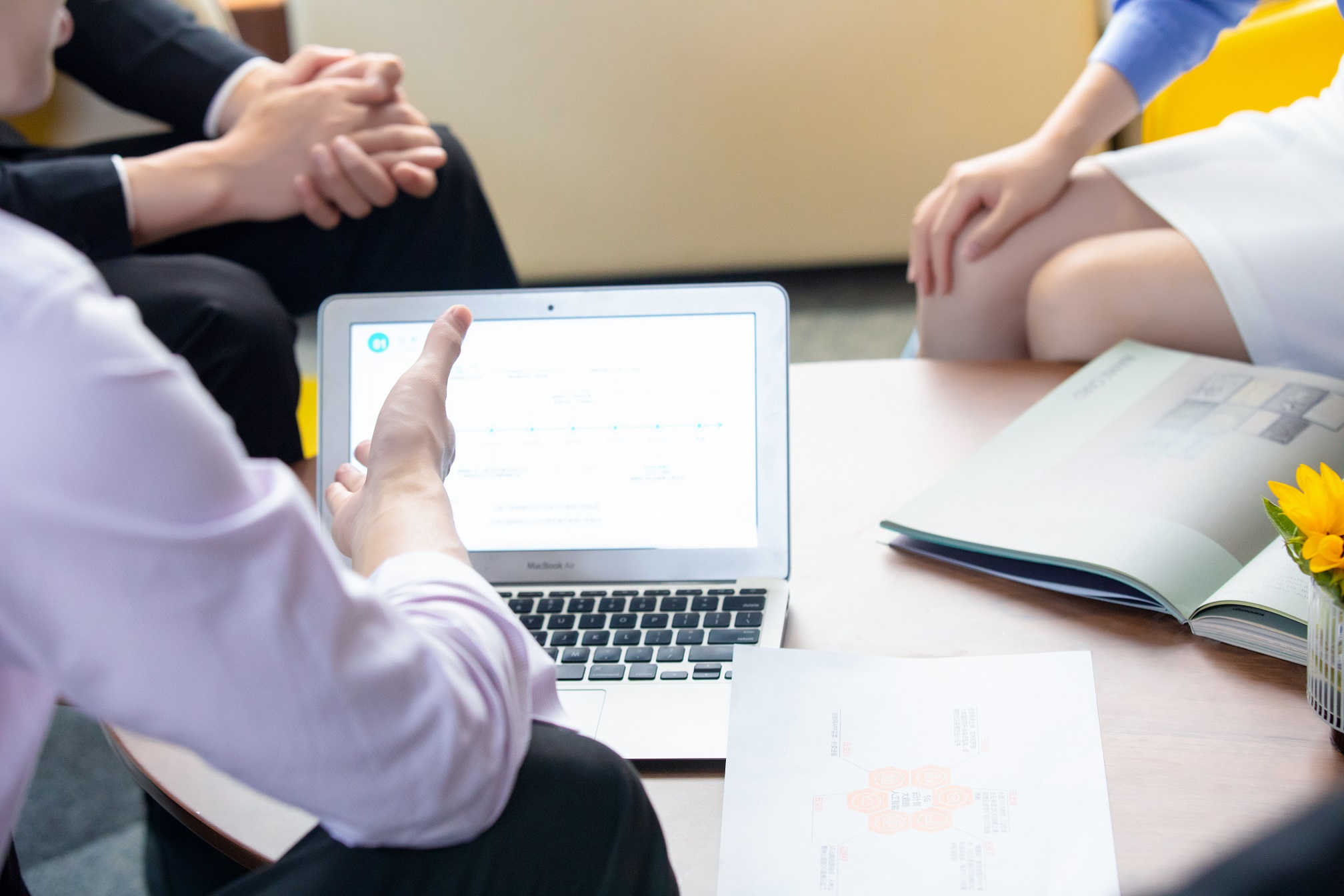 认真学习贯彻集团经营分析专题调度会精神(图1)