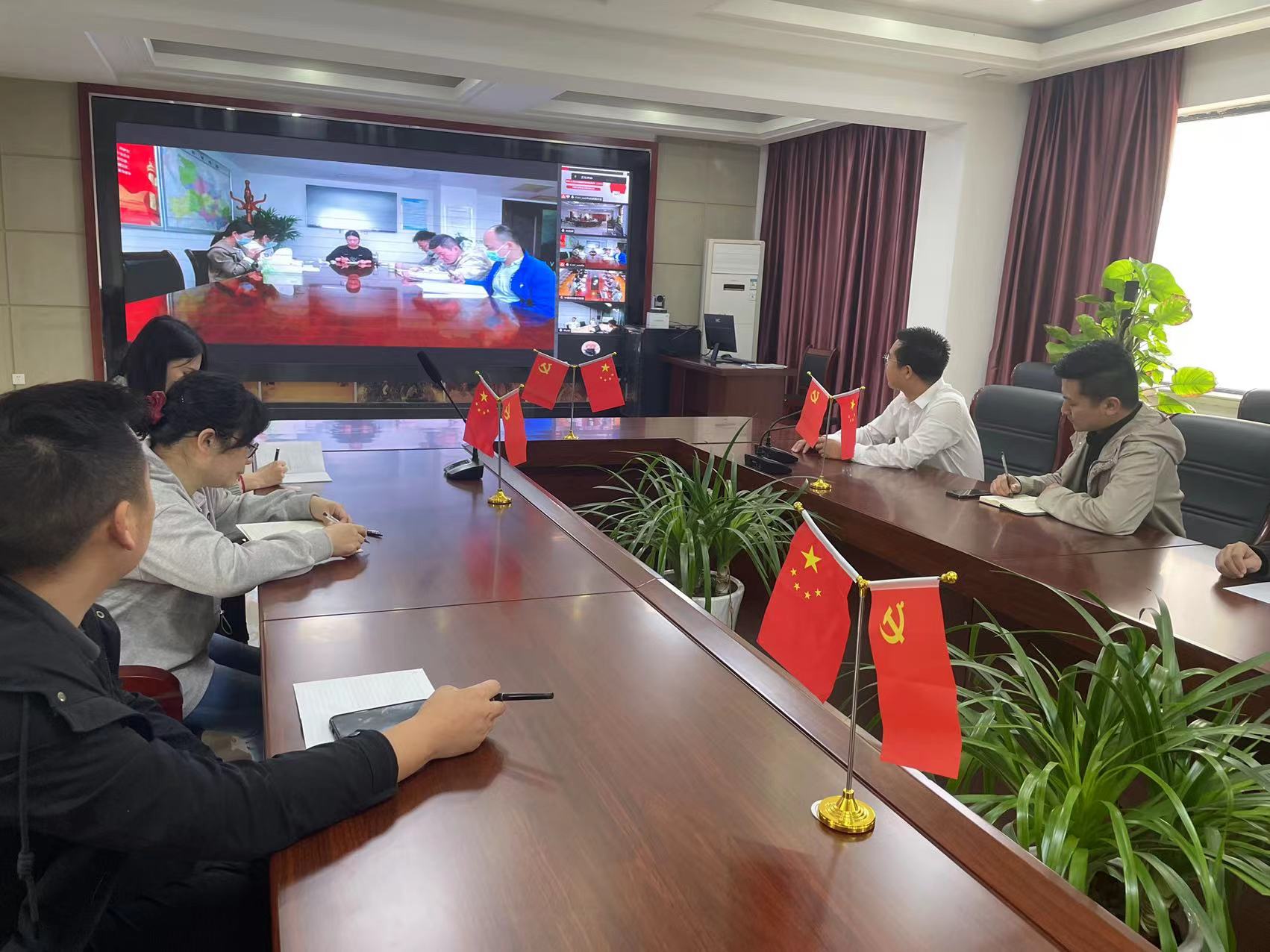 中电凯源集团组织学习《中华人民共和国道路运输条例》(图1)