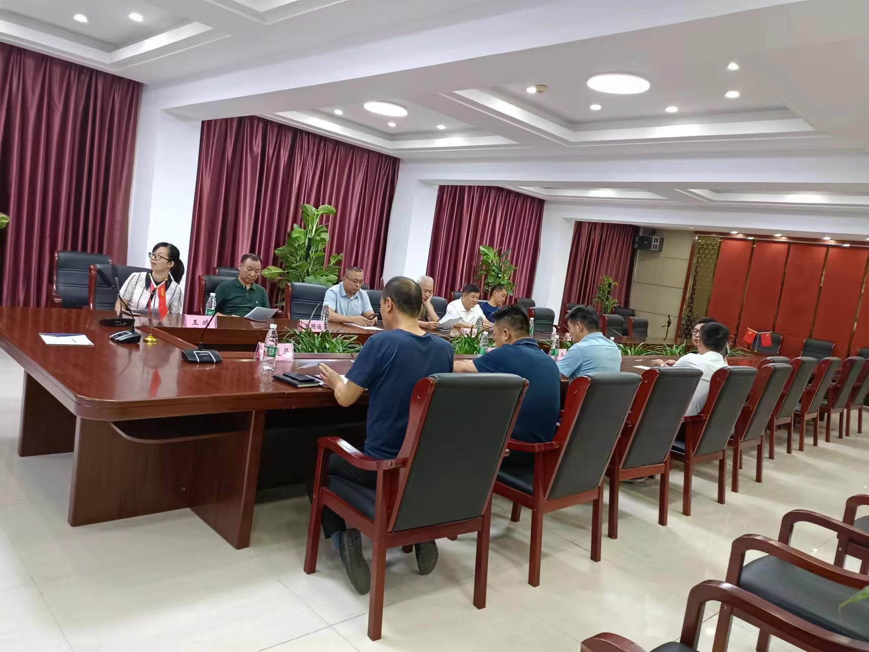 省委、省政府专项督查检查组到中电凯源指导工作(图1)